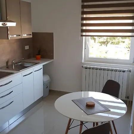 & Tom Apartment